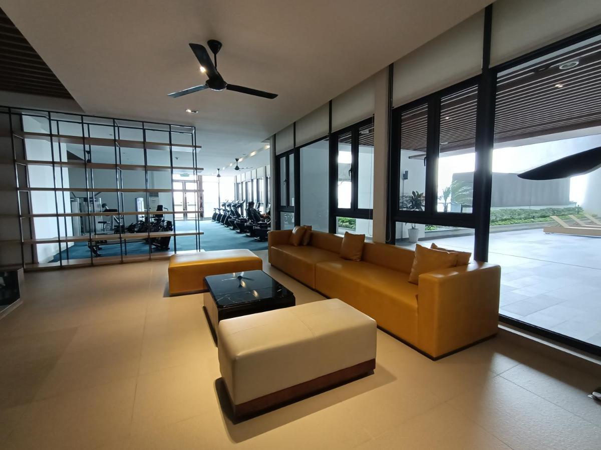R&F Princess Cove Premium Suite Johor Bahru Exterior photo